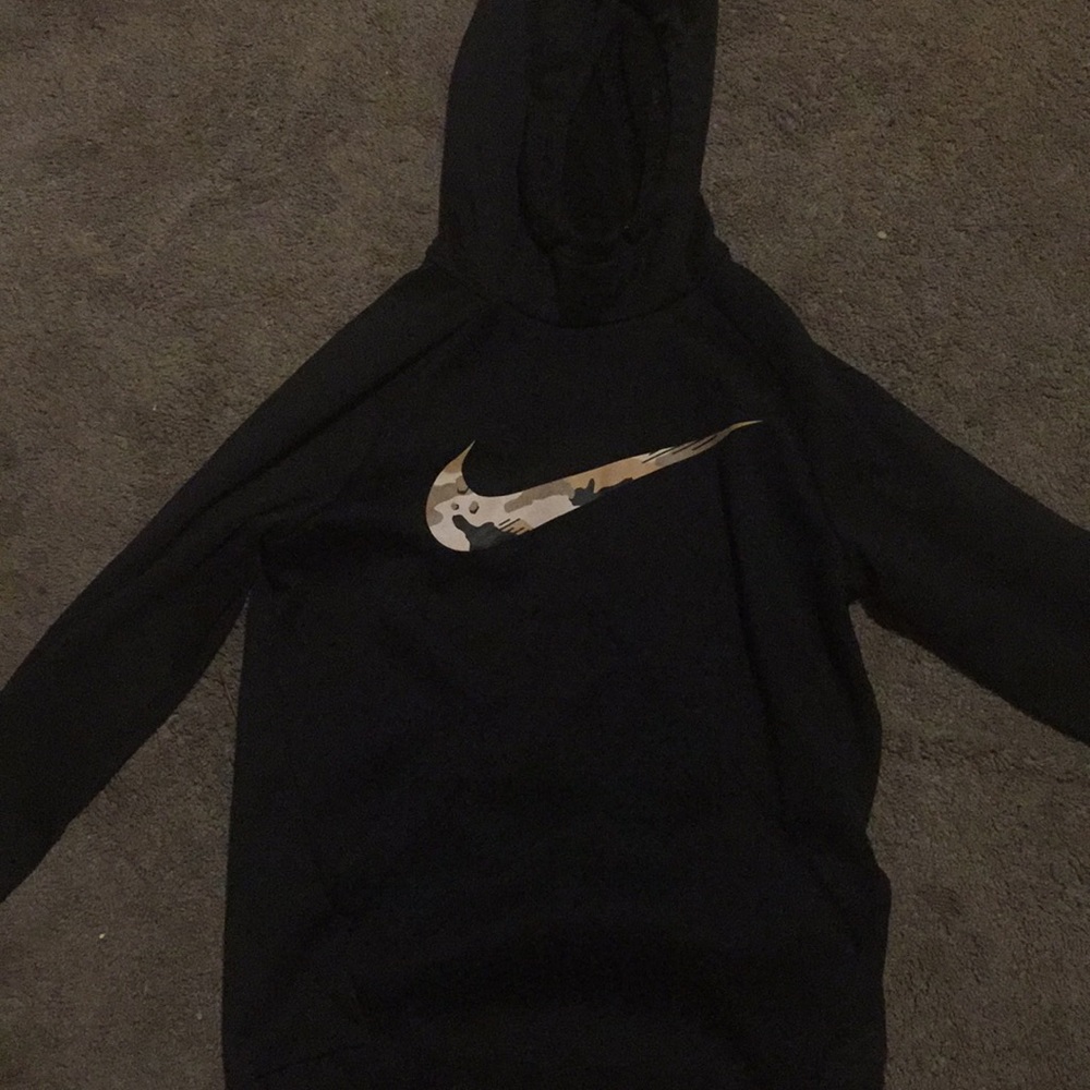 Black nike hoodie